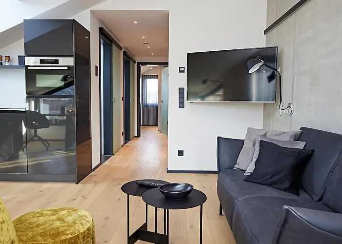 Dasvolks * אוברסטדורף